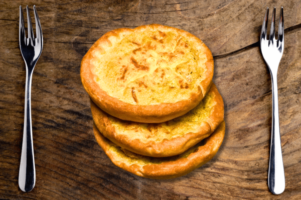 Eggs & Cheese <br> بيض وجبنة